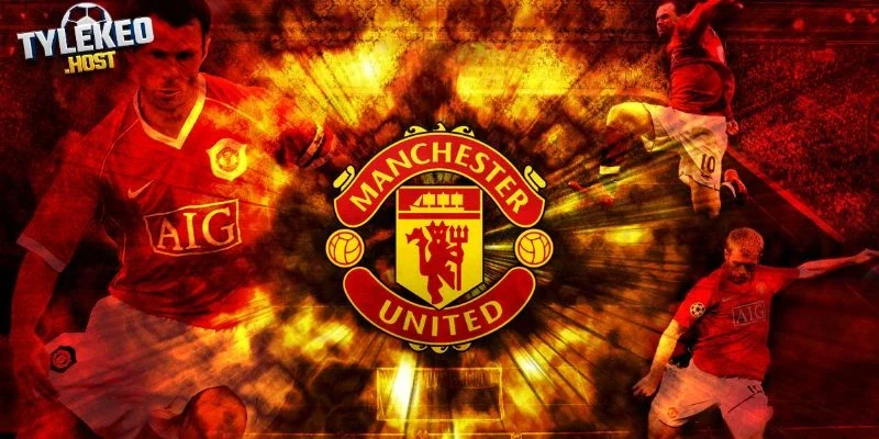 MU chọn 5 ứng viên thay Rashford, Robertson trung thành Liverpool