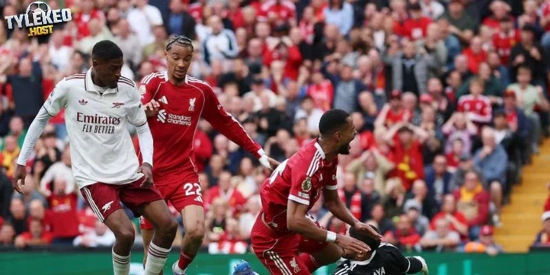 Liverpool vs Arsenal là tâm điểm vòng 9